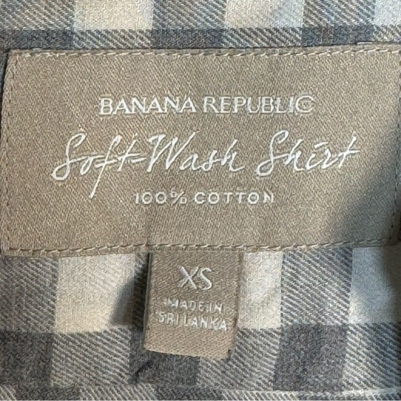 Banana Republic Soft Wash Button Shirt Gray White Checked - Picture 4 of 4
